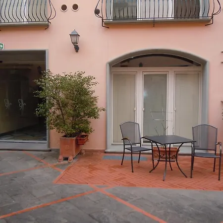 Palazzo Virginio * Florence